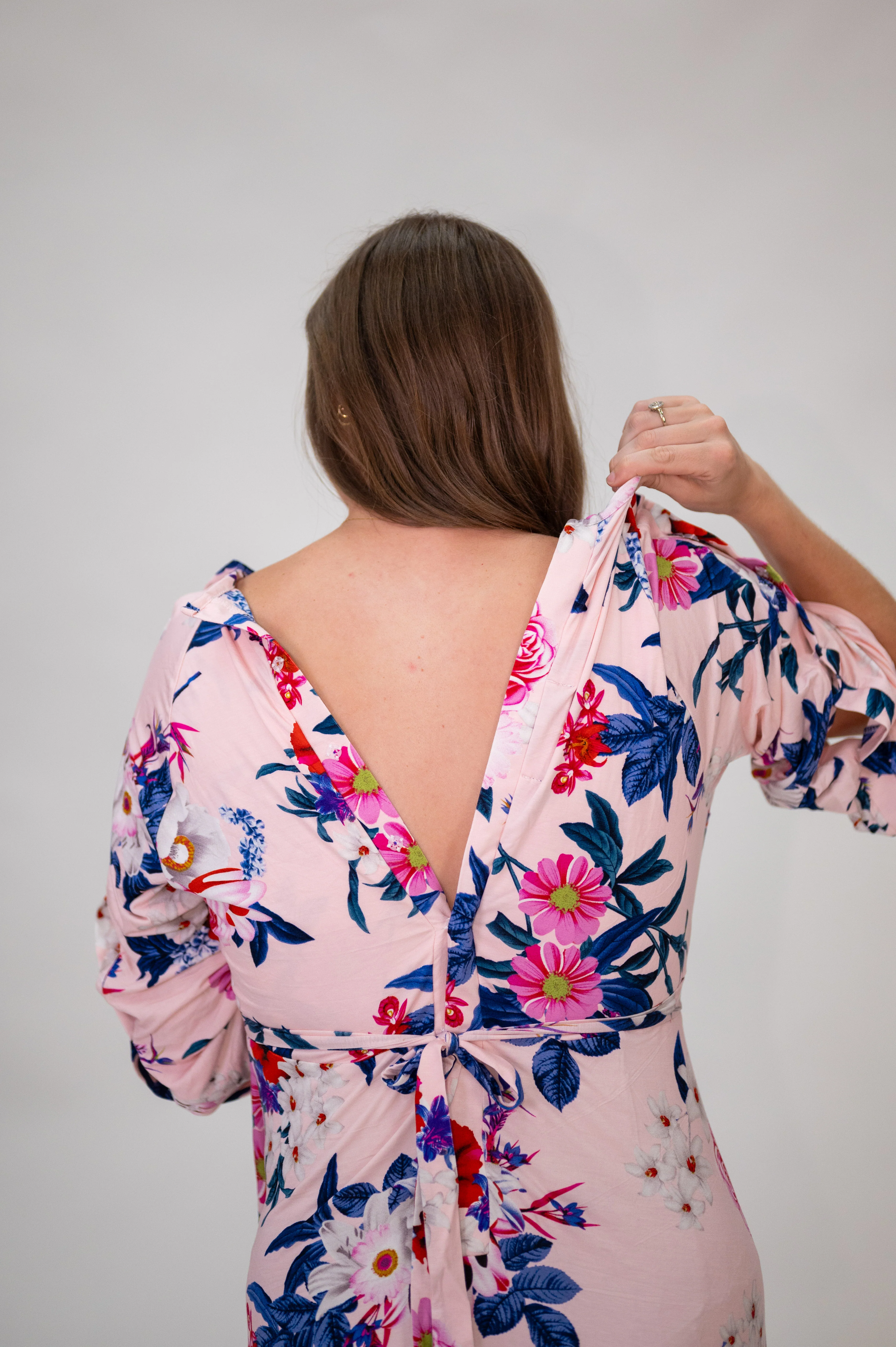 Amelia Labor & Postpartum Gown in Blush Floral - Image 7