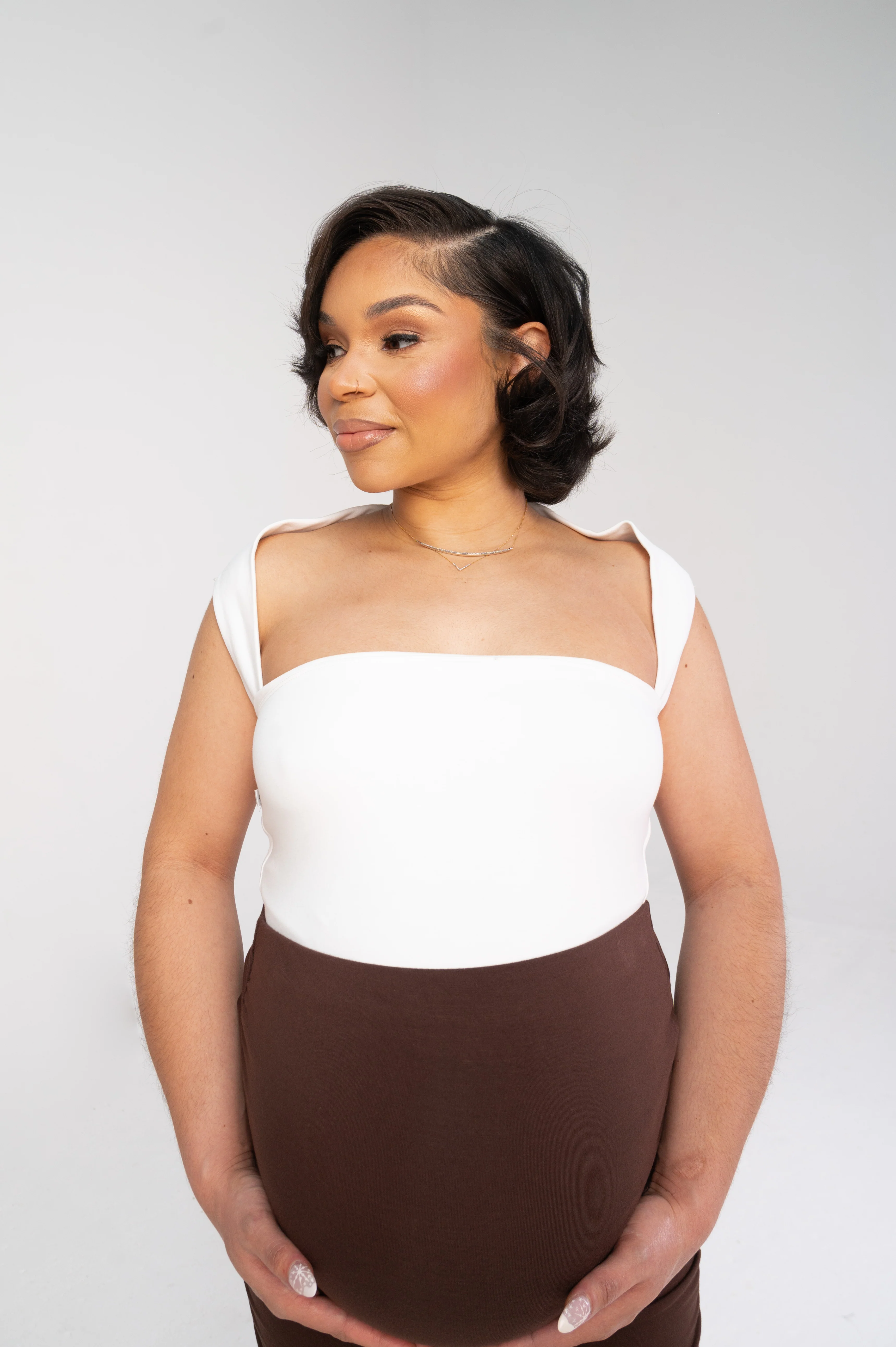 Talia Ruched Maternity Pencil Skirt - Image 4